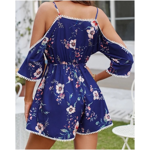 Boho Floral Print Cold Shoulder lace romper - Picture 2 of 4